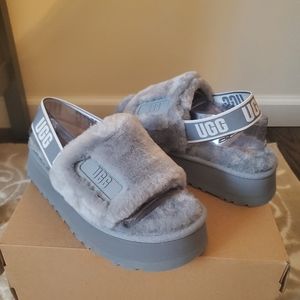 New in box Ugg Women's Disco Slides Size 8